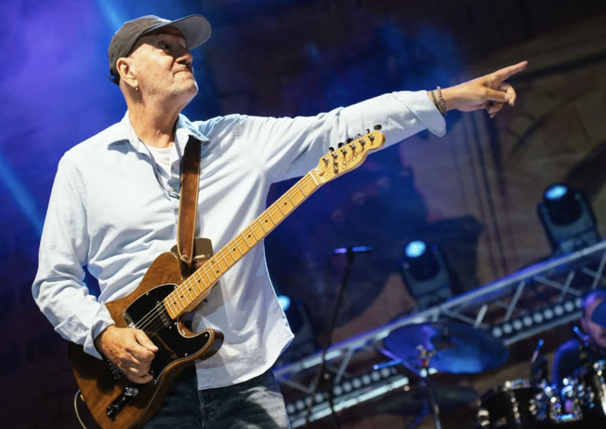 Vlatko Stefanovski playing a Soul of Strings guitar