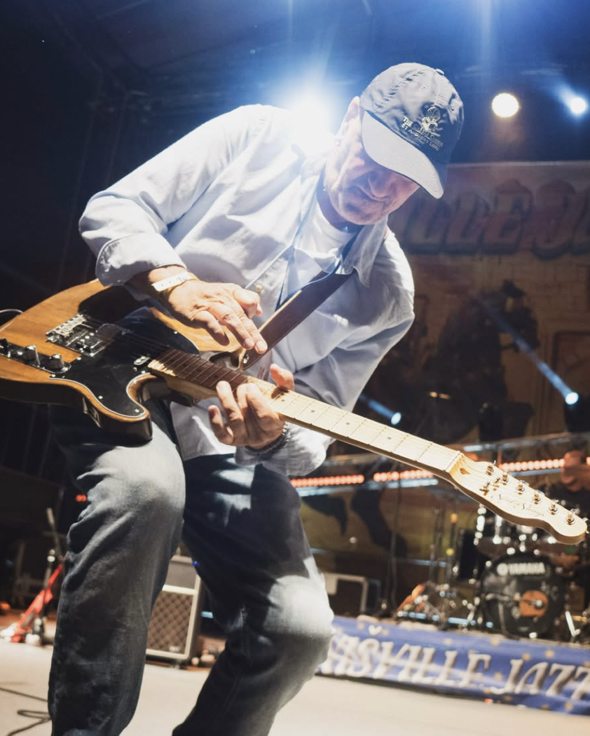 Vlatko Stefanovski with a Soul of Strings instrument